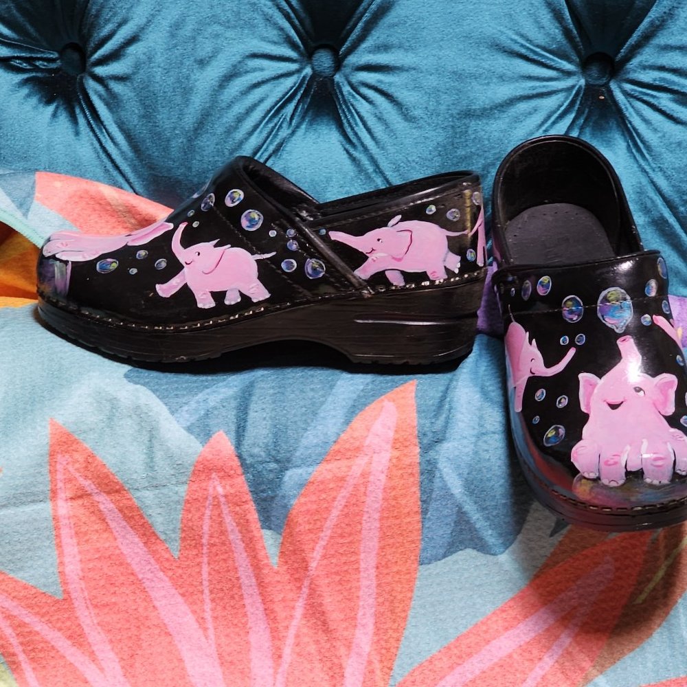 Sanita Hand Painted Professional Clogs. Size 38